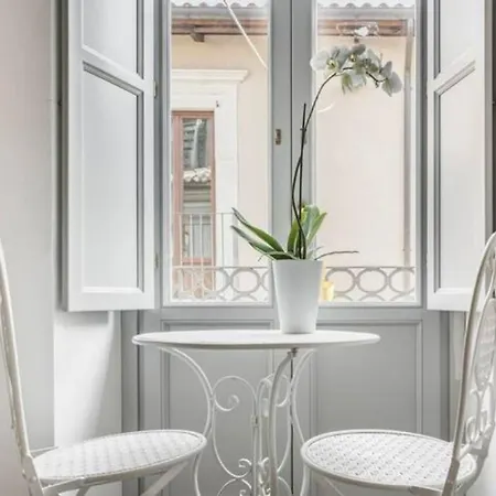 Corso Vittorio Emanuele - Nel Pieno Centro Storico Nocleg ze śniadaniem 3*