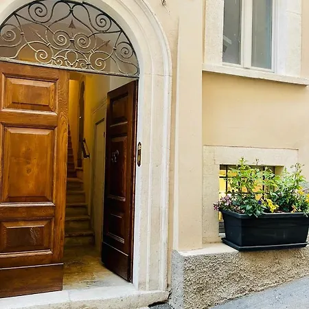 Bed & Breakfast Corso Vittorio Emanuele - Nel Pieno Centro Storico