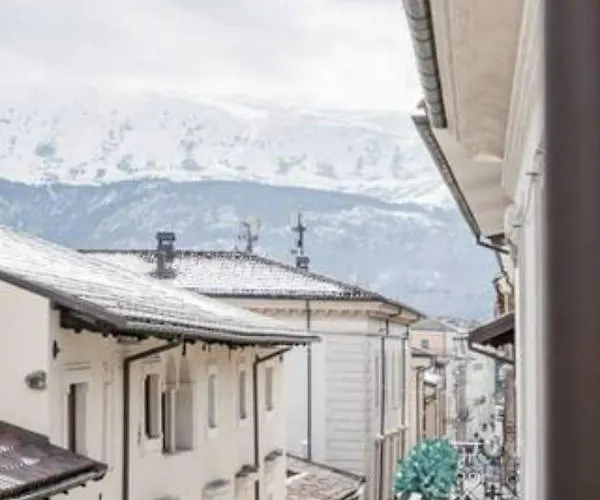 Corso Vittorio Emanuele - Nel Pieno Centro Storico Oda ve Kahvaltı