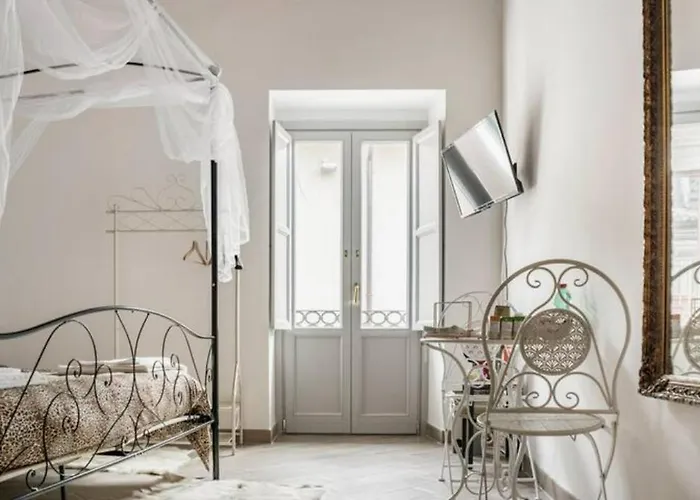 Corso Vittorio Emanuele - Nel Pieno Centro Storico